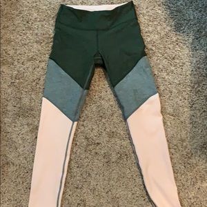 Outdoor voices leggings